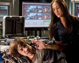 photo of live free or die hard,  justin long, maggie q